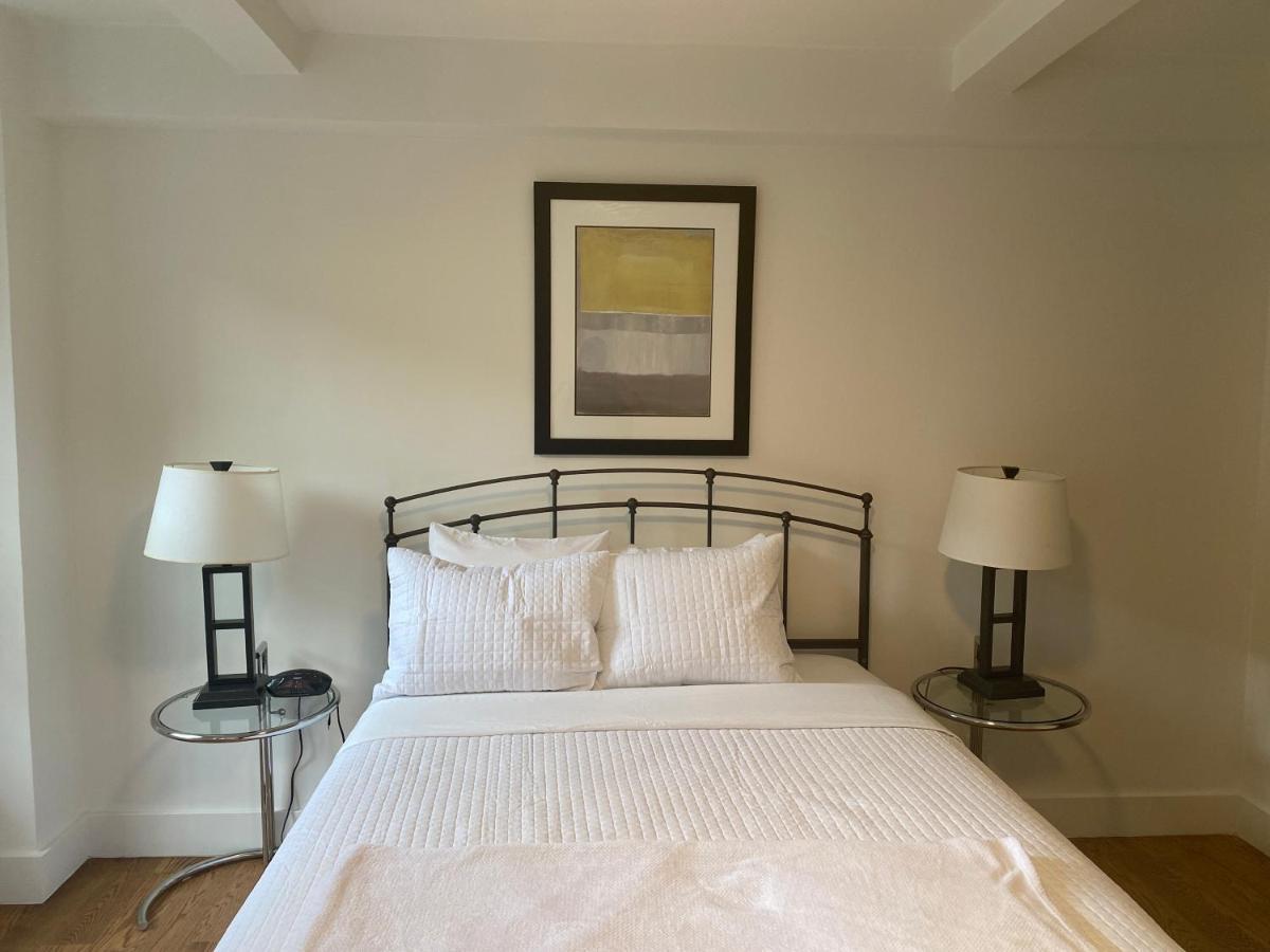 Central Park Apartments 30 Day Stays New York Exterior photo